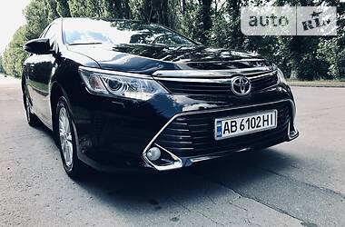 Седан Toyota Camry 2017 в 