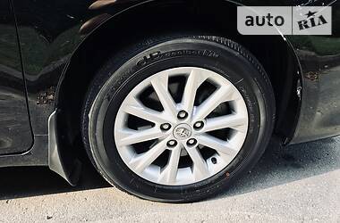 Седан Toyota Camry 2017 в 