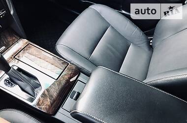 Седан Toyota Camry 2017 в 