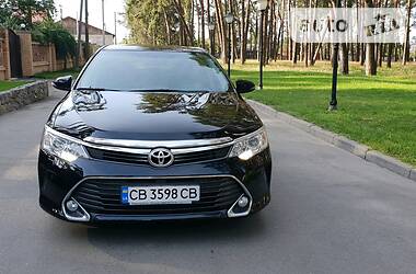 Седан Toyota Camry 2014 в Чернигове