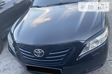 Седан Toyota Camry 2007 в Киеве