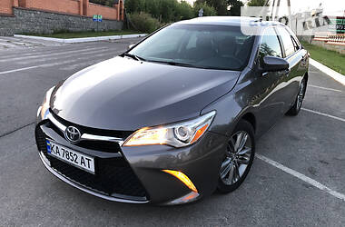 Седан Toyota Camry 2014 в Киеве