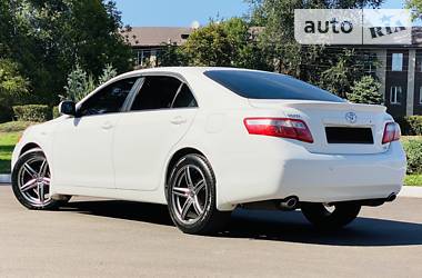 Седан Toyota Camry 2009 в 