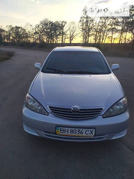 Седан Toyota Camry 2004 в Овидиополе