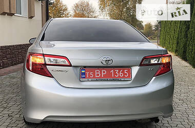 Седан Toyota Camry 2013 в Самборе