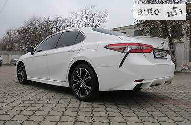 Седан Toyota Camry 2018 в Одесі