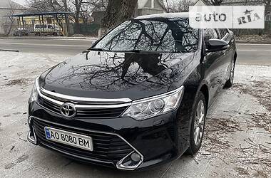 Седан Toyota Camry 2016 в Днепре