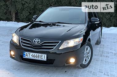 Toyota Camry 2011