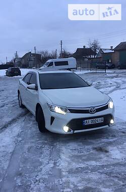 Седан Toyota Camry 2014 в 