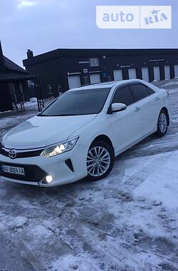 Седан Toyota Camry 2014 в 