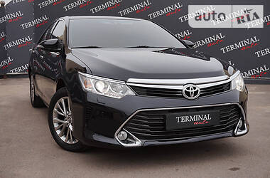 Toyota Camry 2016