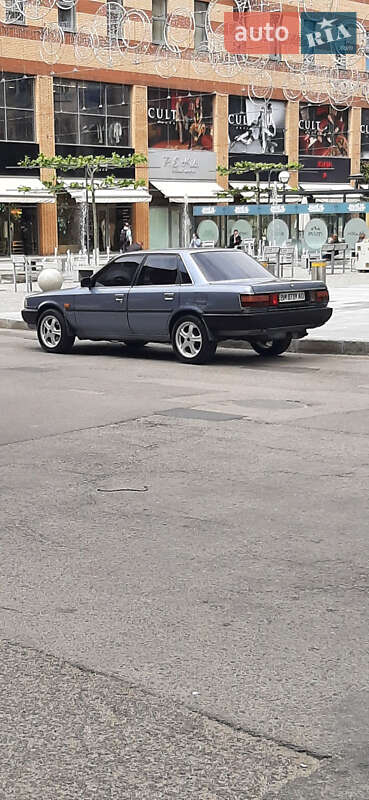 Седан Toyota Camry 1988 в Шостке