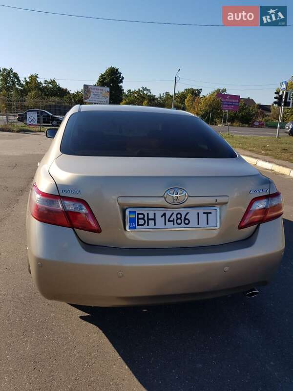 Седан Toyota Camry 2008 в Одессе