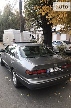 Седан Toyota Camry 1998 в Болграде