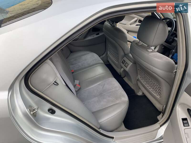 Седан Toyota Camry 2008 в Ивано-Франковске