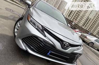 Седан Toyota Camry 2018 в 
