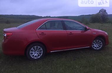 Седан Toyota Camry 2013 в Києві