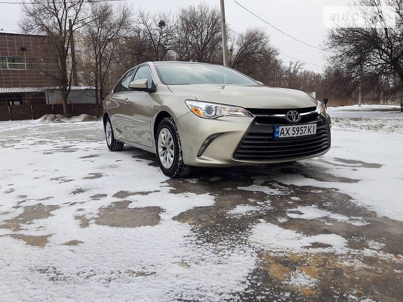 Седан Toyota Camry 2014 в Харкові