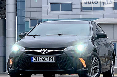 Седан Toyota Camry 2016 в Одессе