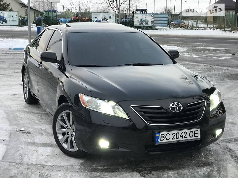 Седан Toyota Camry 2007 в Львове