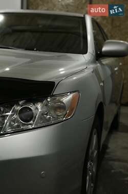 Седан Toyota Camry 2008 в Рівному