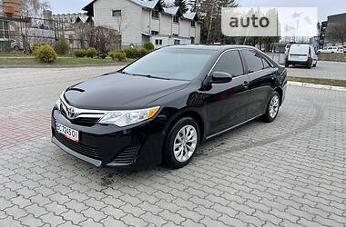 Toyota Camry 2014