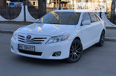 Toyota Camry 2011