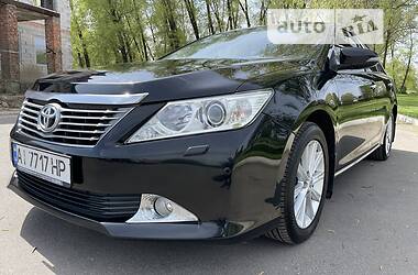 Седан Toyota Camry 2012 в 