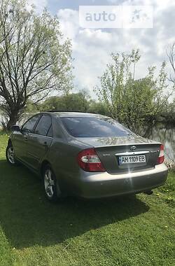 Седан Toyota Camry 2003 в Житомире