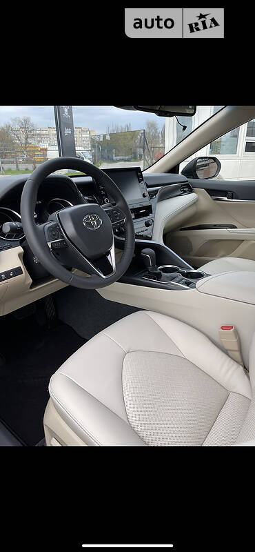 Седан Toyota Camry 2021 в Киеве фото 7 Седан Toyota Camry 2021 в Киеве