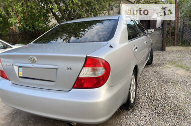 Седан Toyota Camry 2004 в Новомосковську