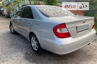 Седан Toyota Camry 2004 в Новомосковську