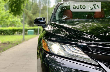 Седан Toyota Camry 2019 в 