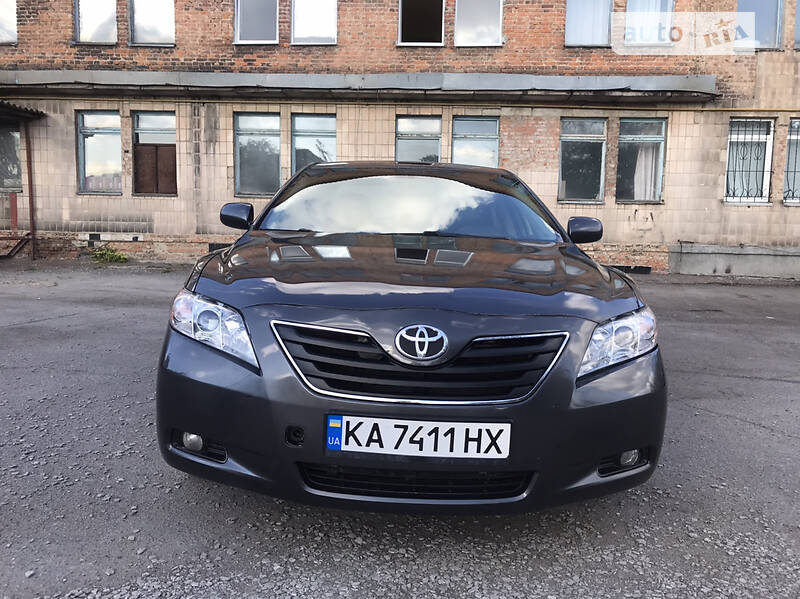 Седан Toyota Camry 2007 в Киеве