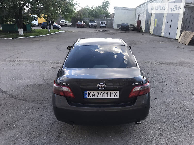 Седан Toyota Camry 2007 в Киеве