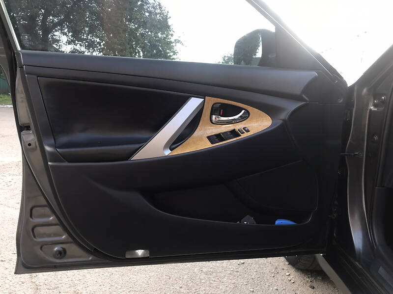 Седан Toyota Camry 2007 в Киеве