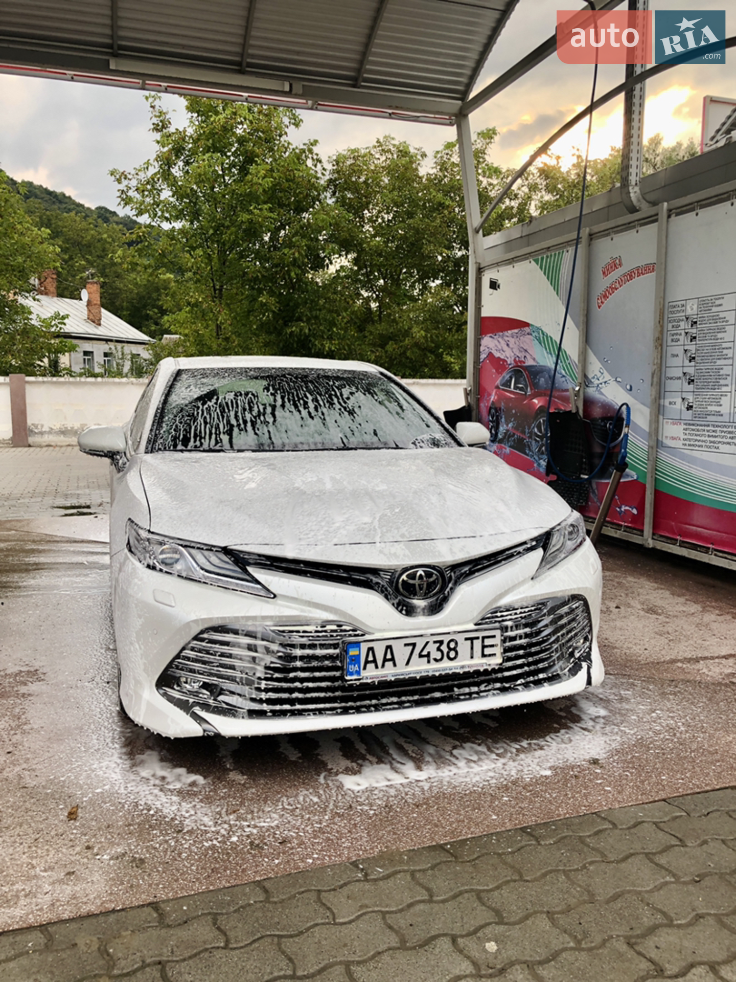 2017 Toyota Camry - мініатюра 10
