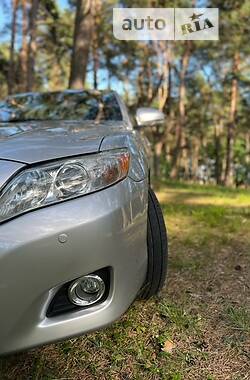 Седан Toyota Camry 2011 в Львові