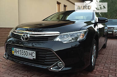 Toyota Camry 2015