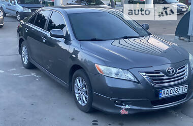 Седан Toyota Camry 2007 в Тростянце