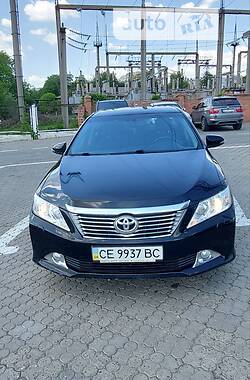 Toyota Camry 2014