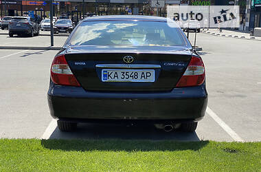 Седан Toyota Camry 2003 в Києві