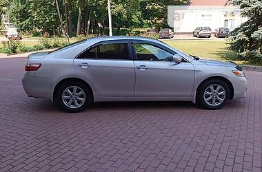 Седан Toyota Camry 2009 в Чернігові