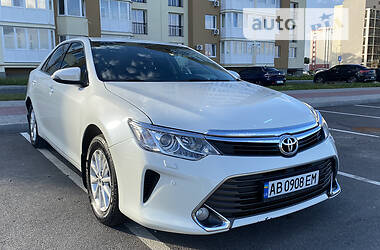 Toyota Camry 2015