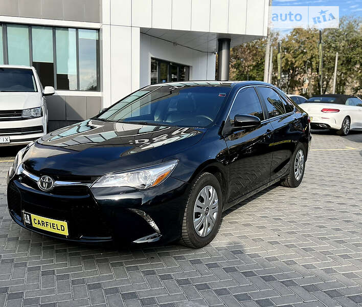 Седан Toyota Camry 2016 в Вінниці