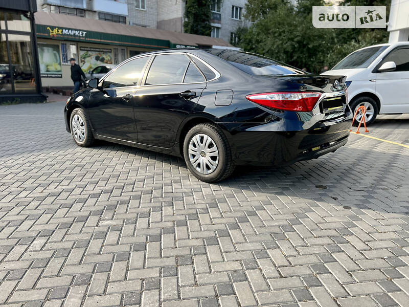 Седан Toyota Camry 2016 в Вінниці