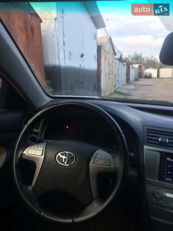 Седан Toyota Camry 2007 в Черкасах