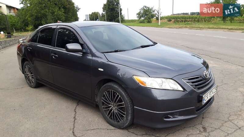 Седан Toyota Camry 2007 в Жашківу