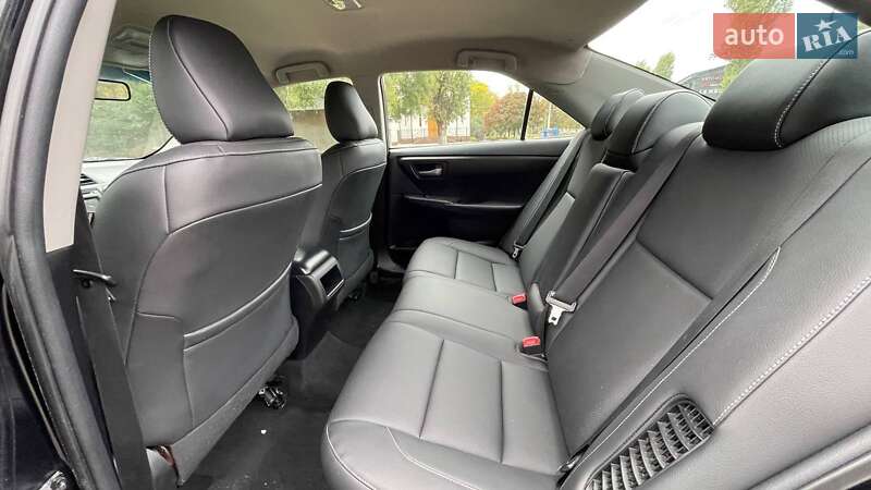 Седан Toyota Camry 2016 в Одессе