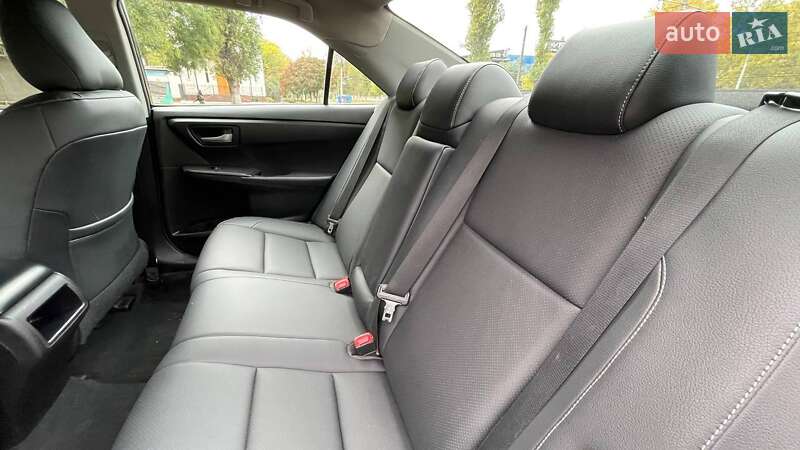 Седан Toyota Camry 2016 в Одессе